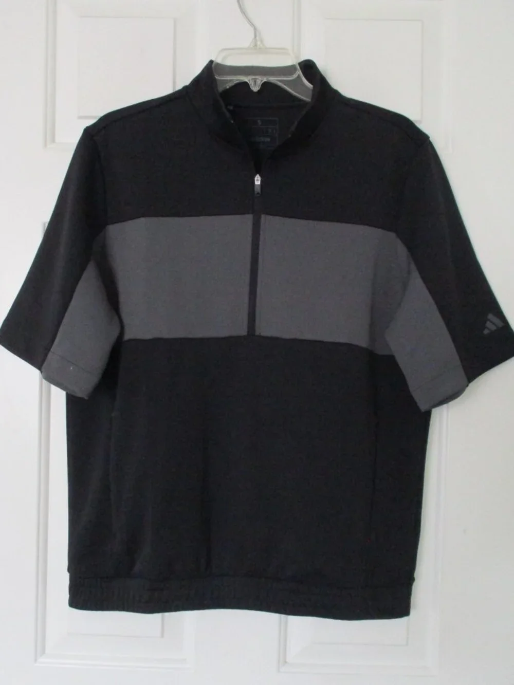 adidas Mens Black & Gray 1/2 Zip Lined Medium Weight Active Vest NWOT - Small